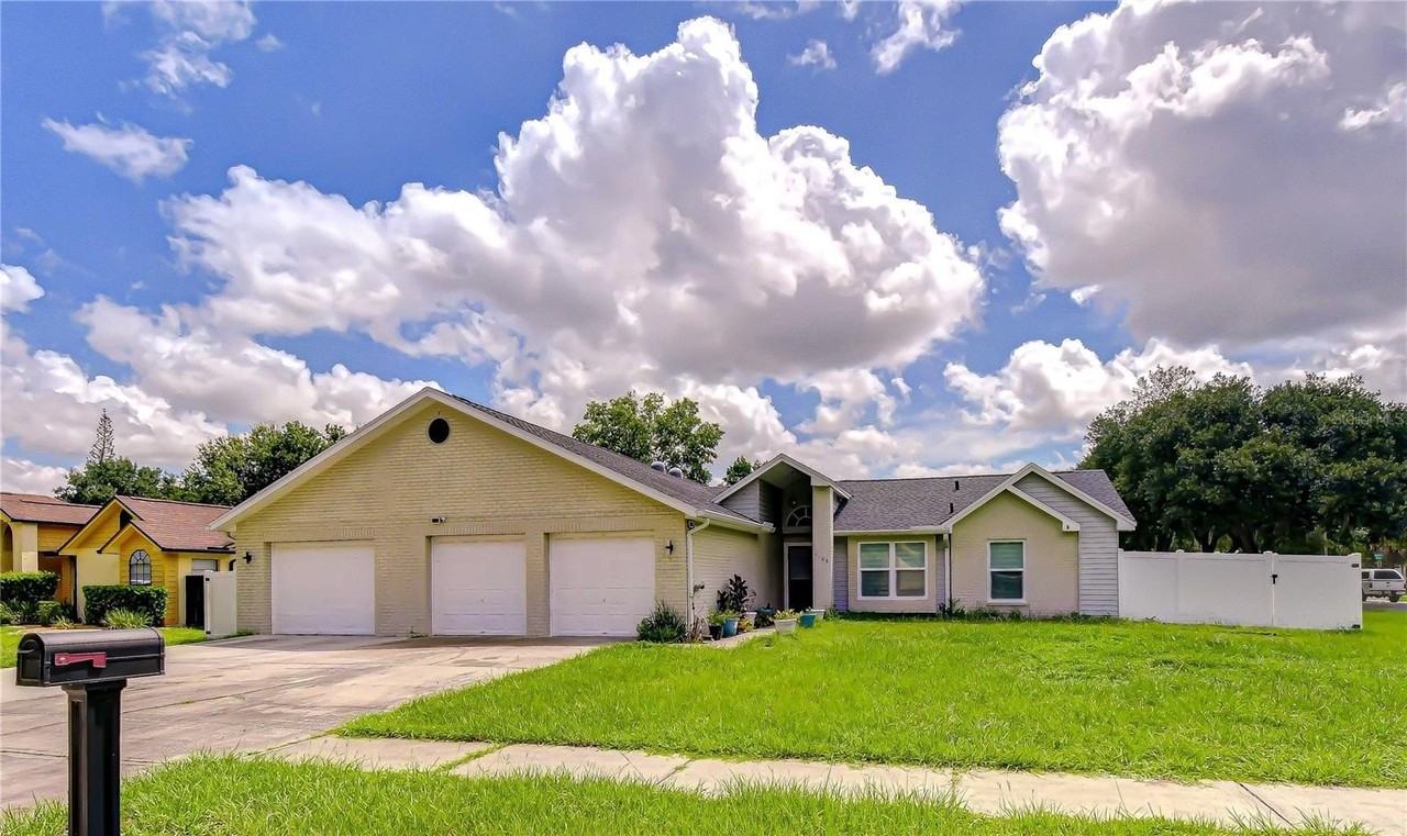 1108 Dockside Dr - Photo 2 of 50