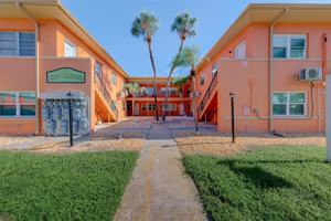 featured image of 121 46th Ave #2G