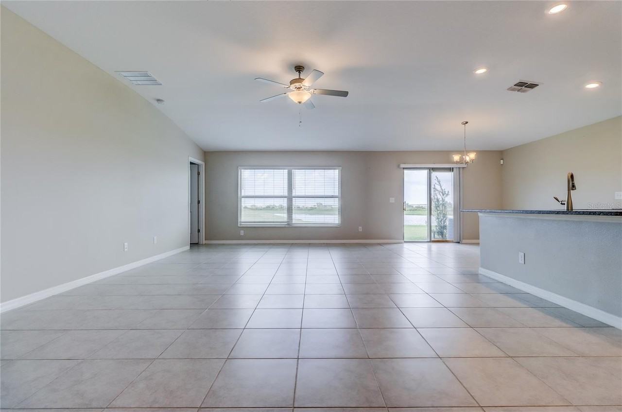 8694 Parsons Hill Blvd - Photo 5 of 50