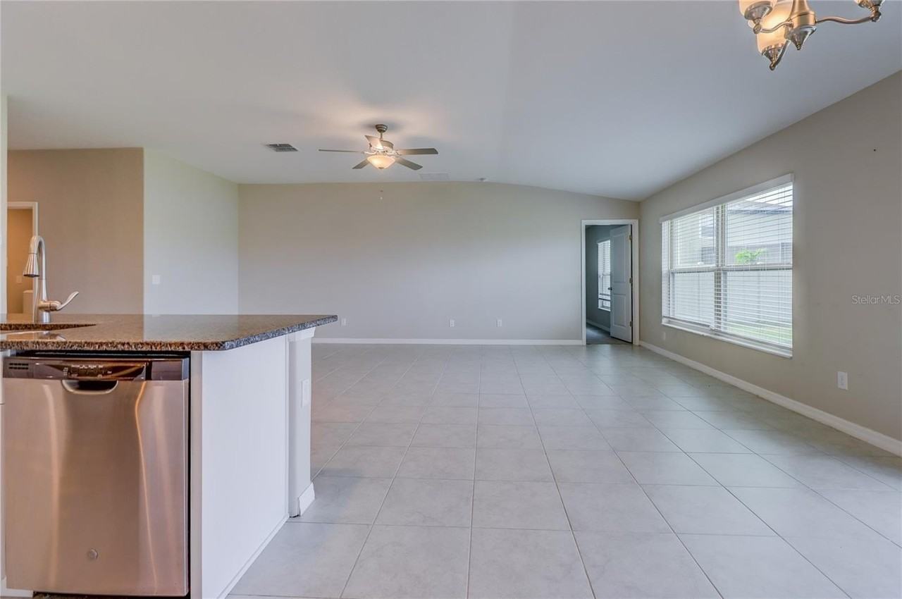 8694 Parsons Hill Blvd - Photo 6 of 50