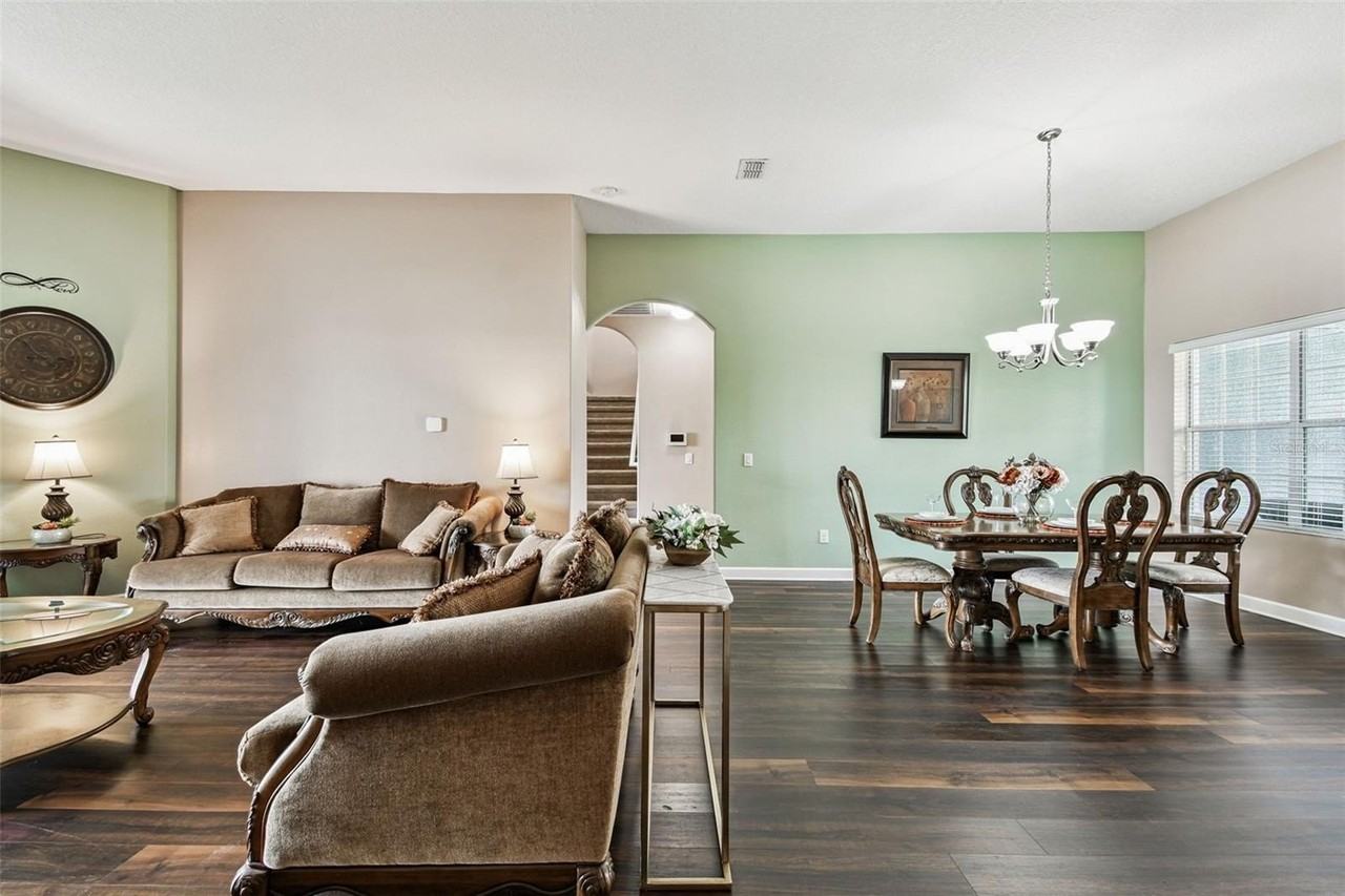 205 Orange Mill Ave - Photo 4 of 50