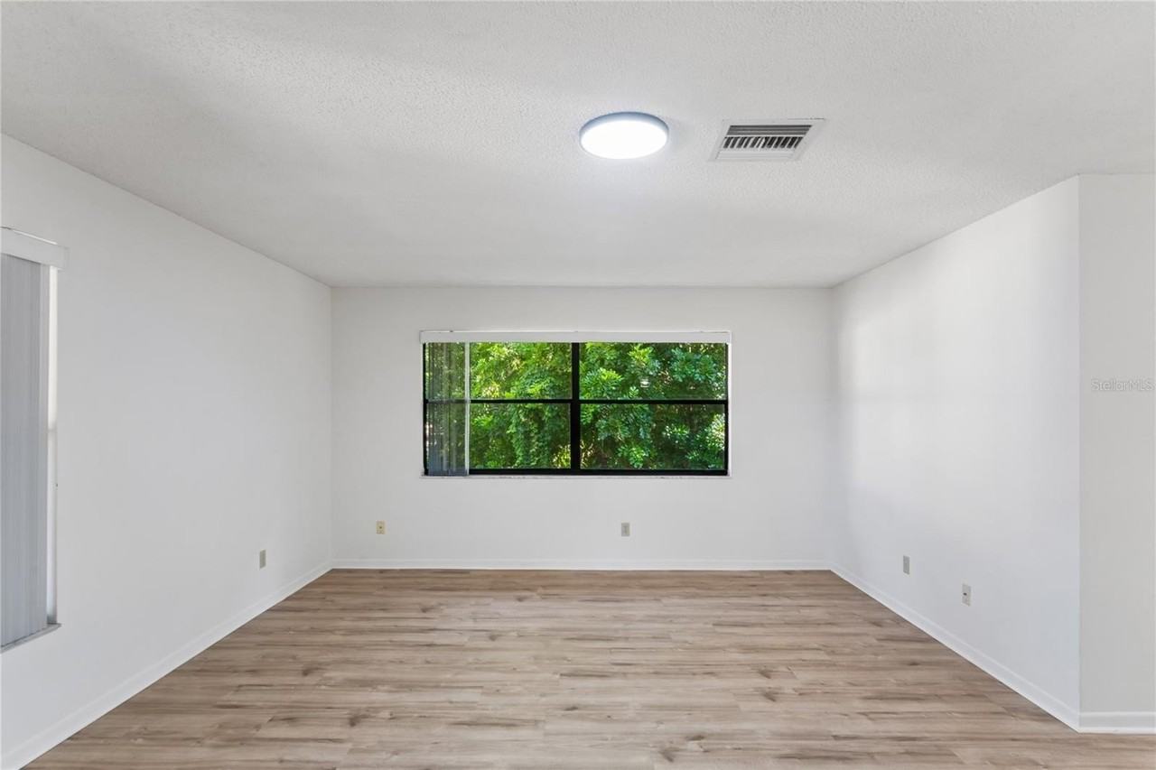 110 Hammock Pine Blvd - Photo 7 of 44