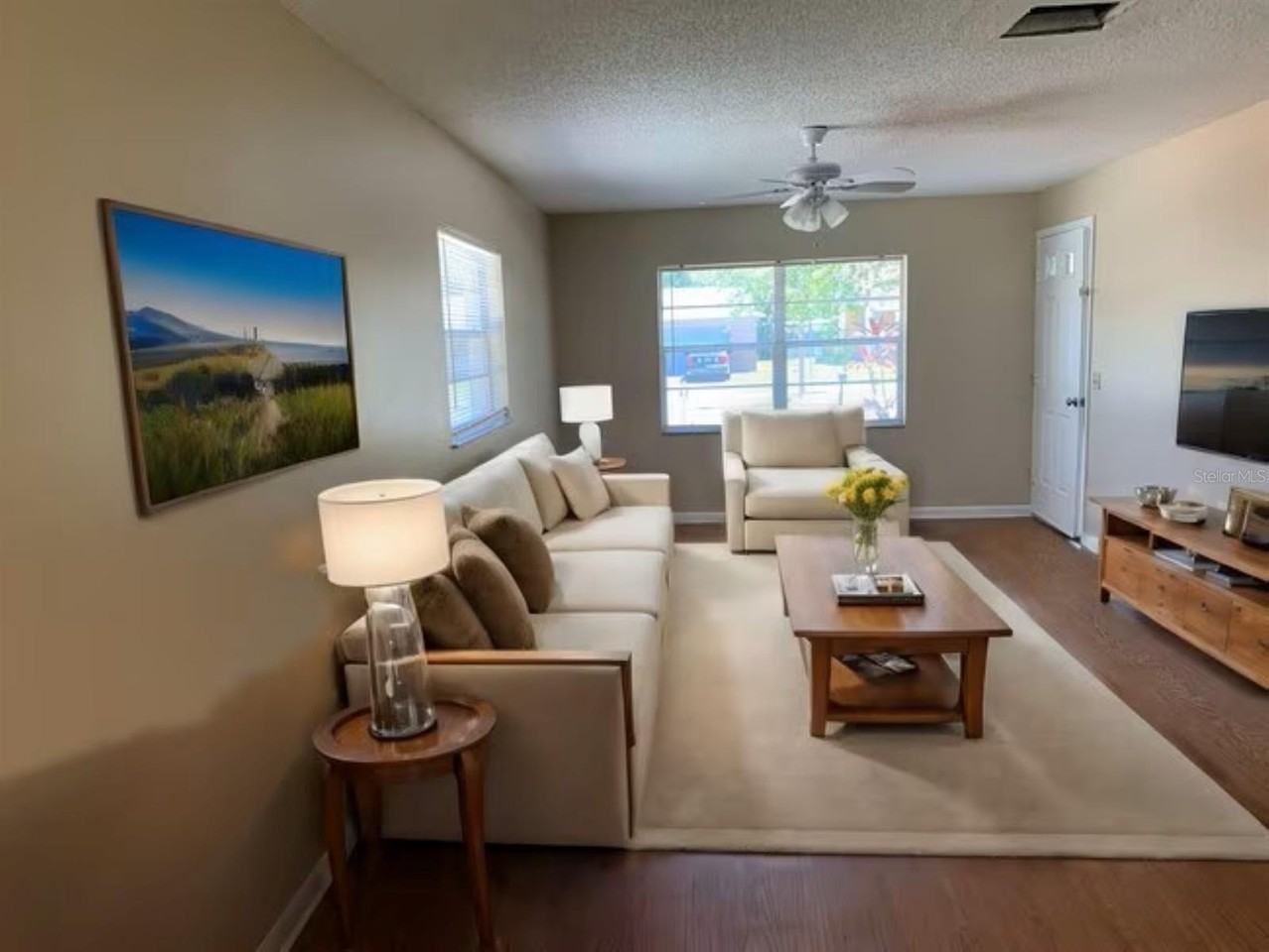6907 Mathers Ln #B - Photo 2 of 7