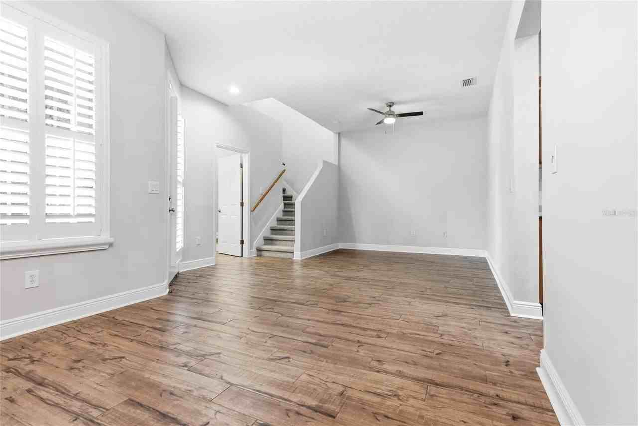 14606 Bournemouth Rd - Photo 4 of 50