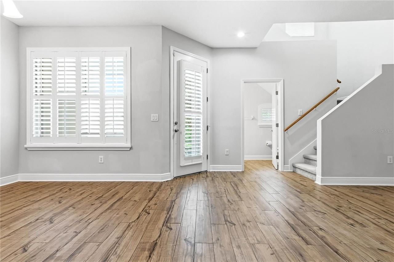 14606 Bournemouth Rd - Photo 5 of 50