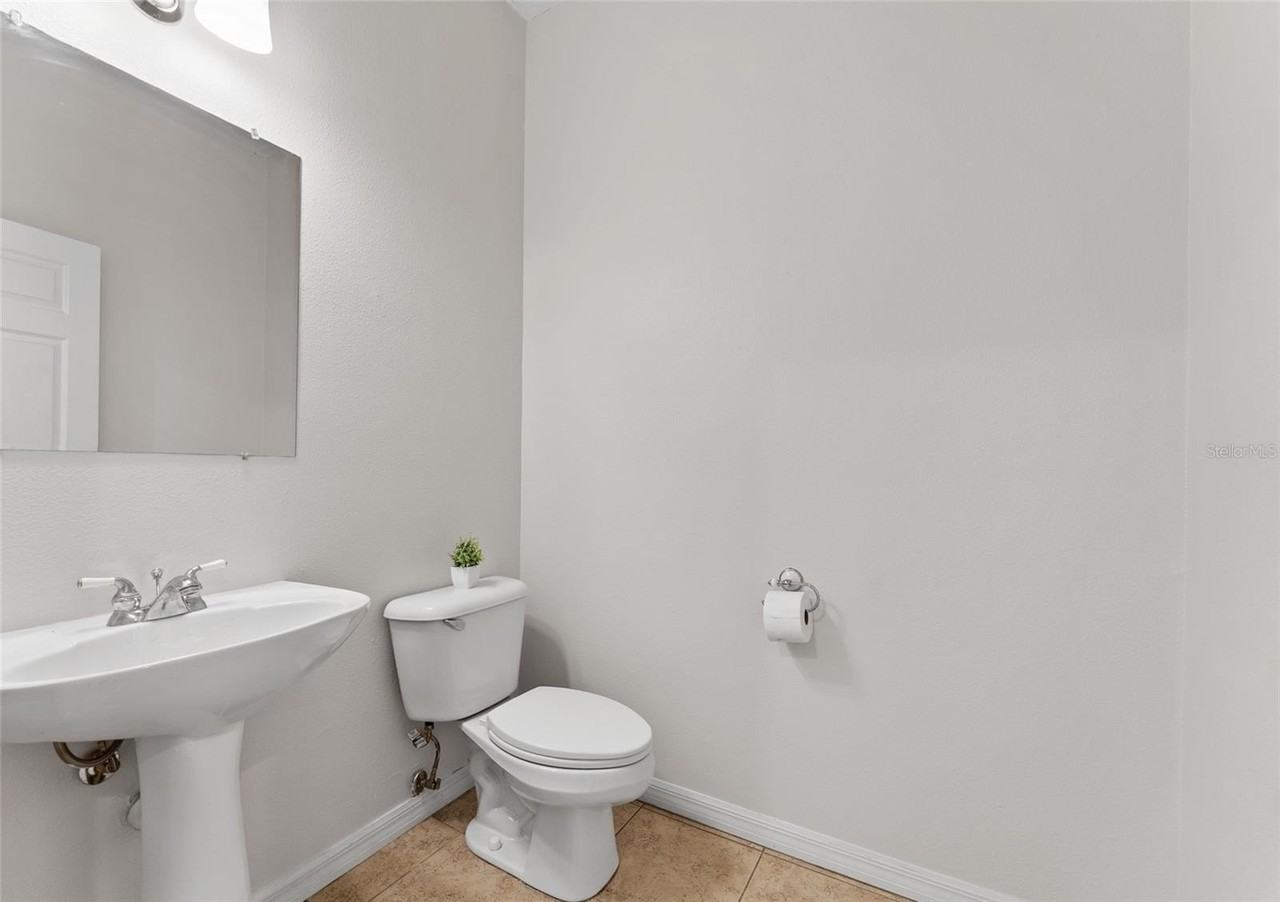 14055 Waterville Cir - Photo 3 of 45