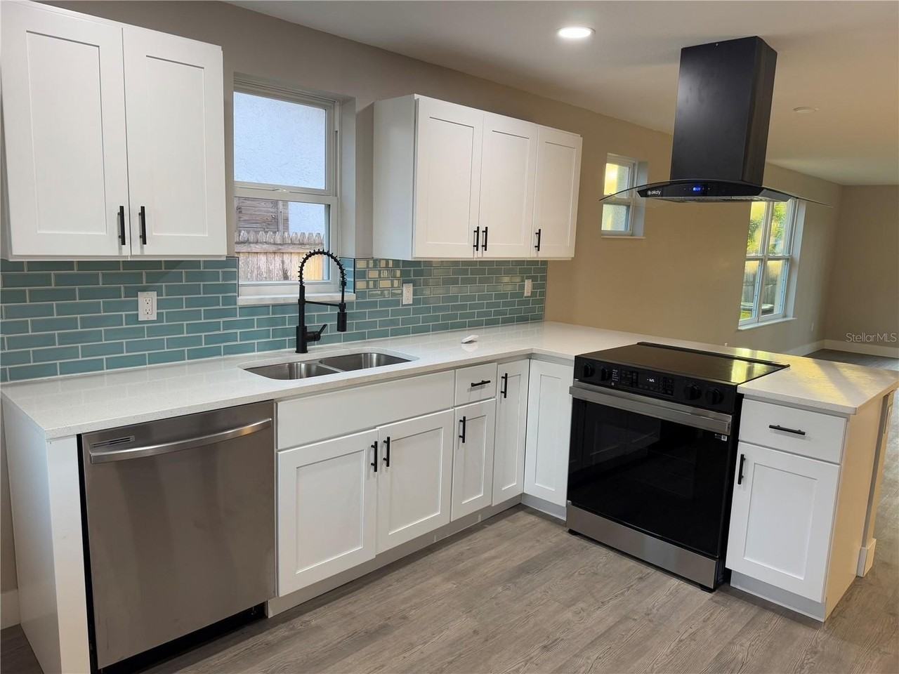 4110 32nd St N - Photo 4 of 22