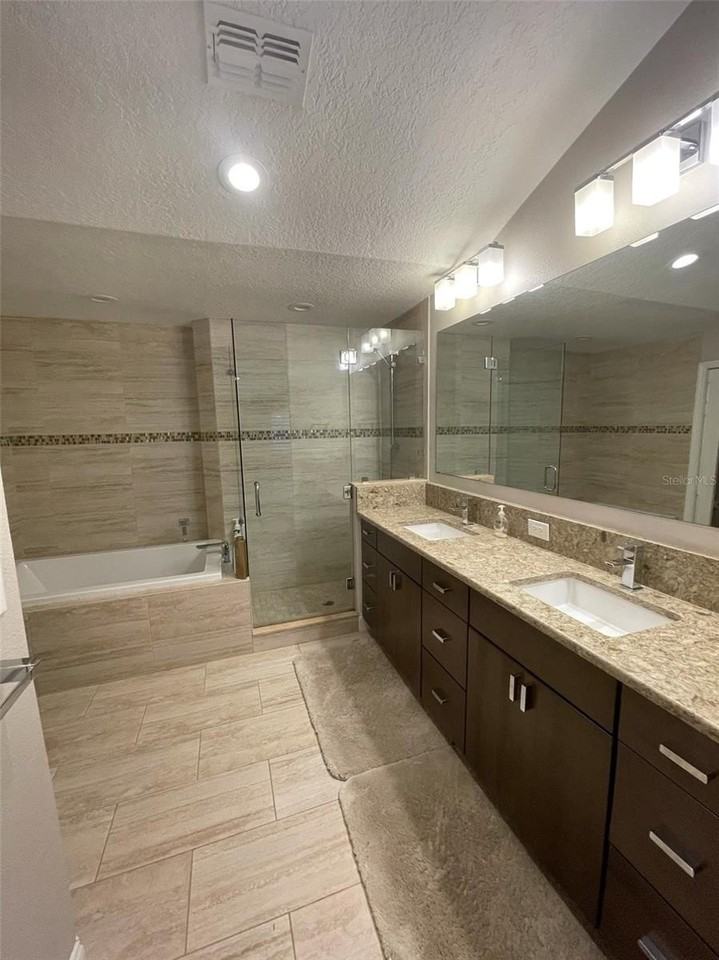 1450 Mahogany Ln - Photo 6 of 15
