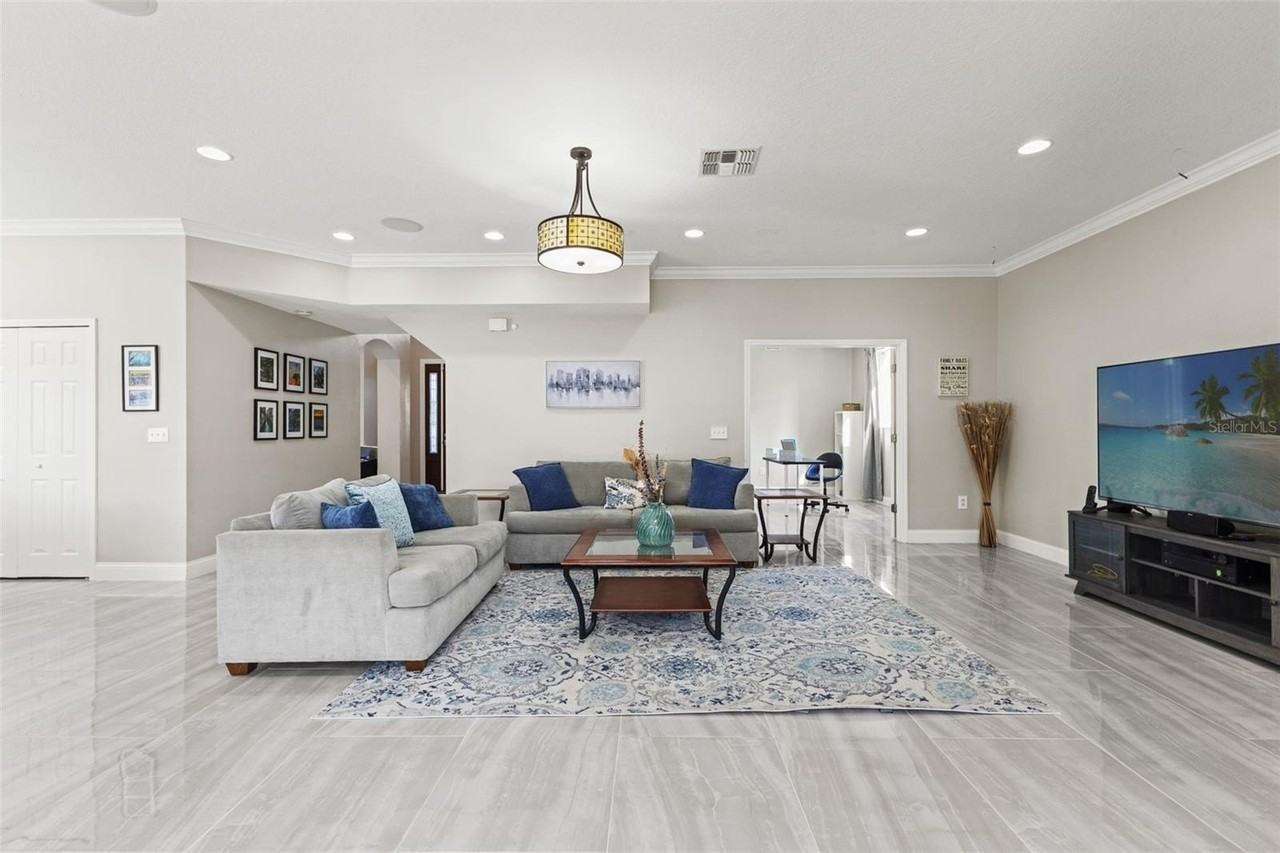 26932 Sea Breeze Way - Photo 5 of 50