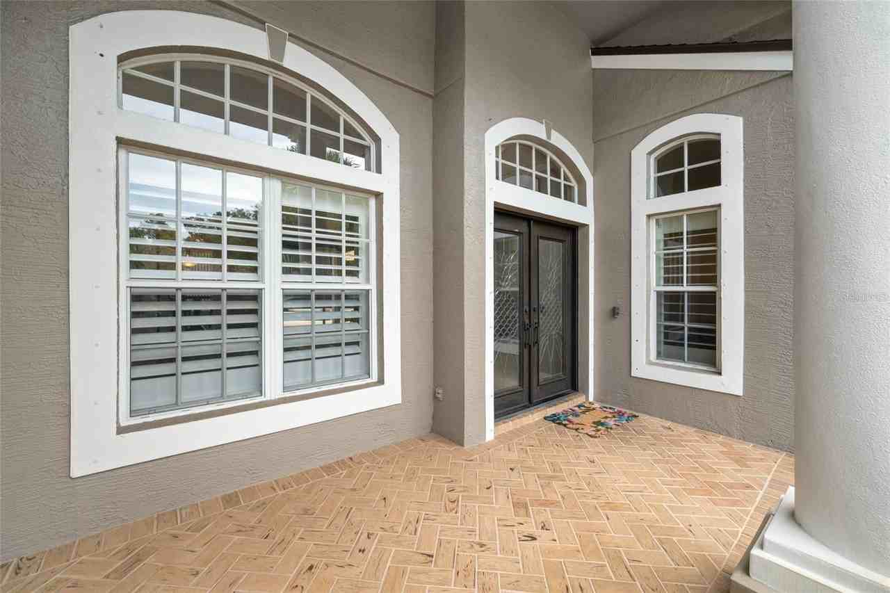 10675 Park Place Dr - Photo 4 of 50