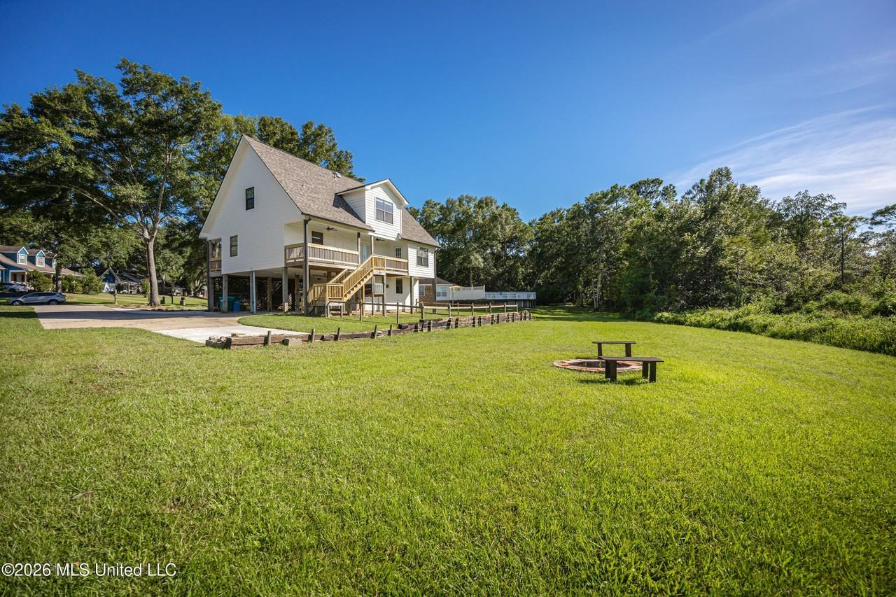 5513 Sioux Dr - Photo 7 of 50