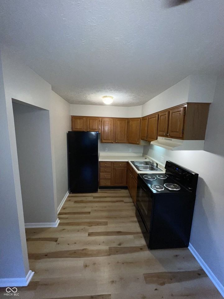 959 W Mckay Rd - Photo 4 of 15