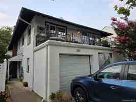 featured image of 537 E Chester St