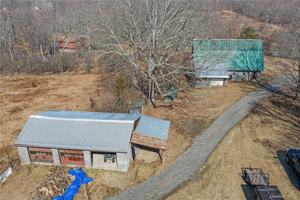 featured image of 202 Midland Lake Rd #BARN
