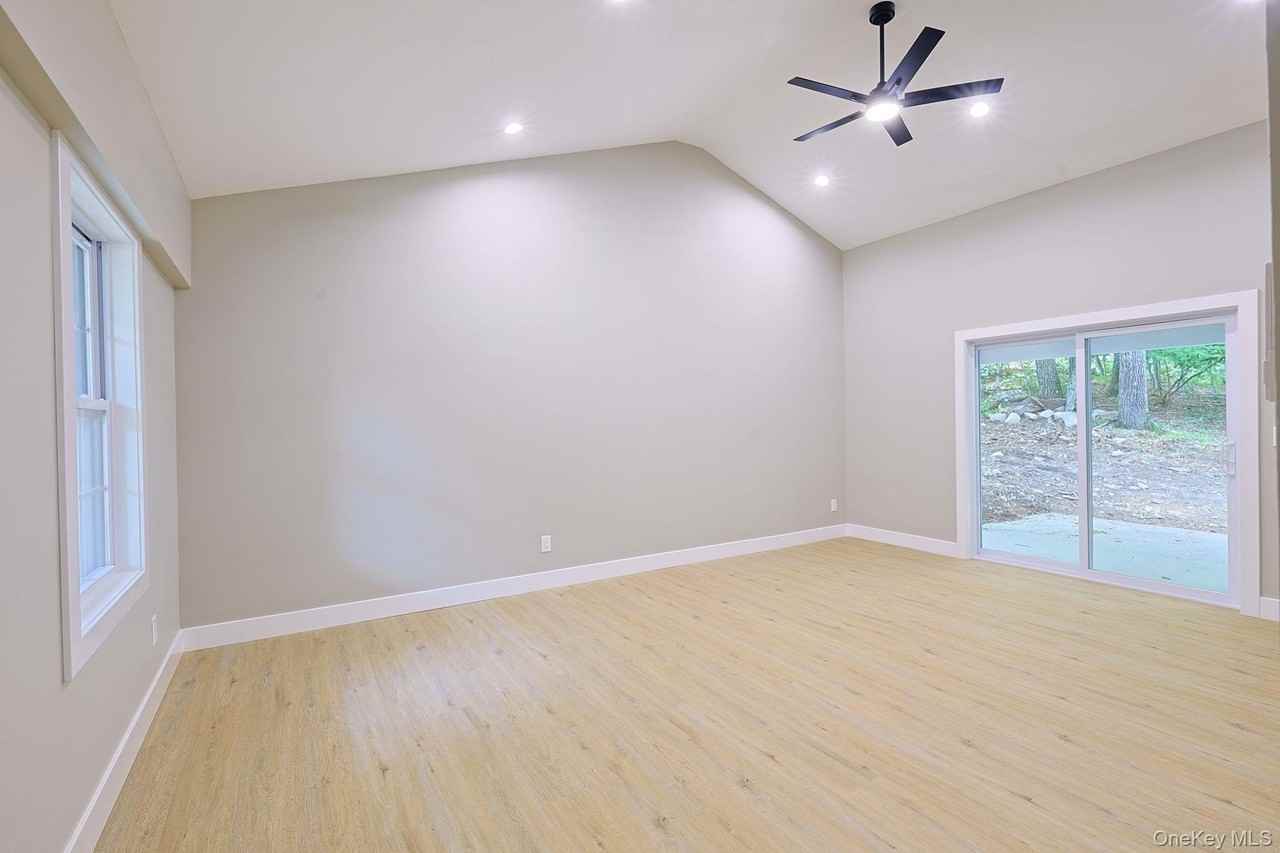 46 Finkle Rd - Photo 3 of 34