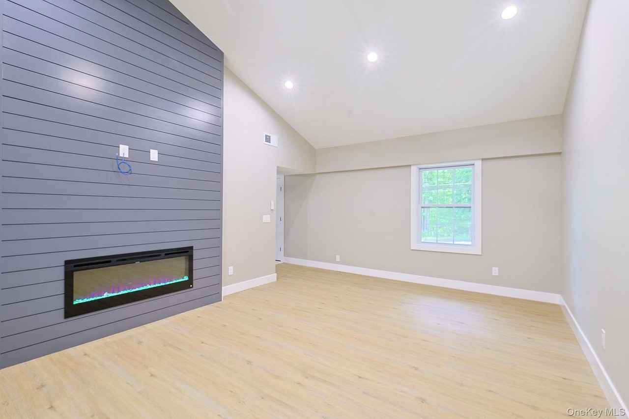 46 Finkle Rd - Photo 4 of 34