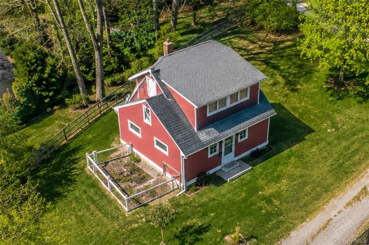 81 Daly Rd - Photo 2 of 15