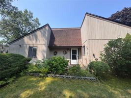 featured image of 20 Strathmore Gate Dr