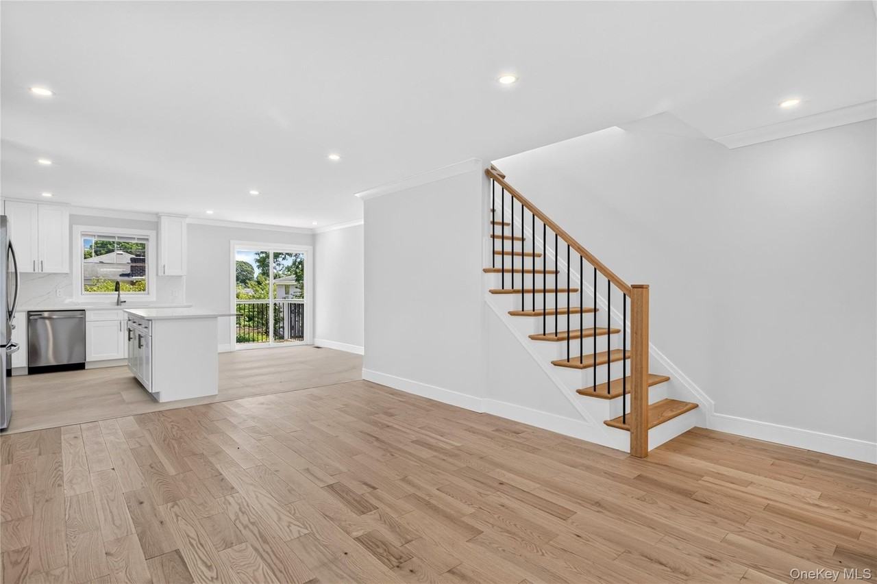 42 Linwood Rd N #B - Photo 4 of 35
