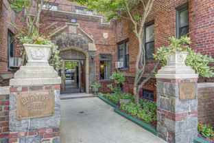 16710 Crocheron Ave #3A - Photo 1 of 1