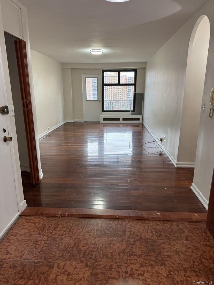 6145 98th St #10L - Photo 5 of 18