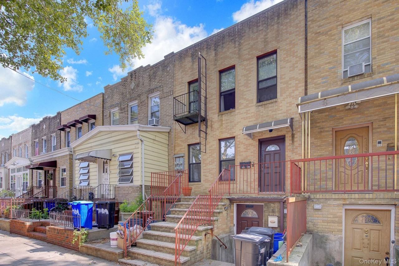 7111 68th St - Photo 4 of 18
