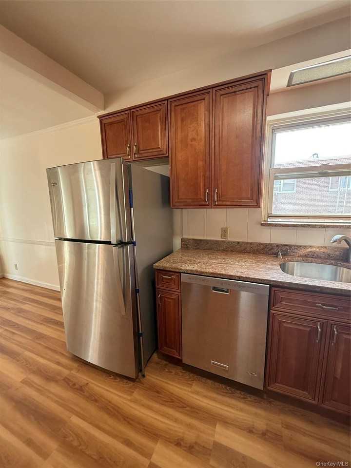 5936 72nd St #2 - Photo 4 of 27