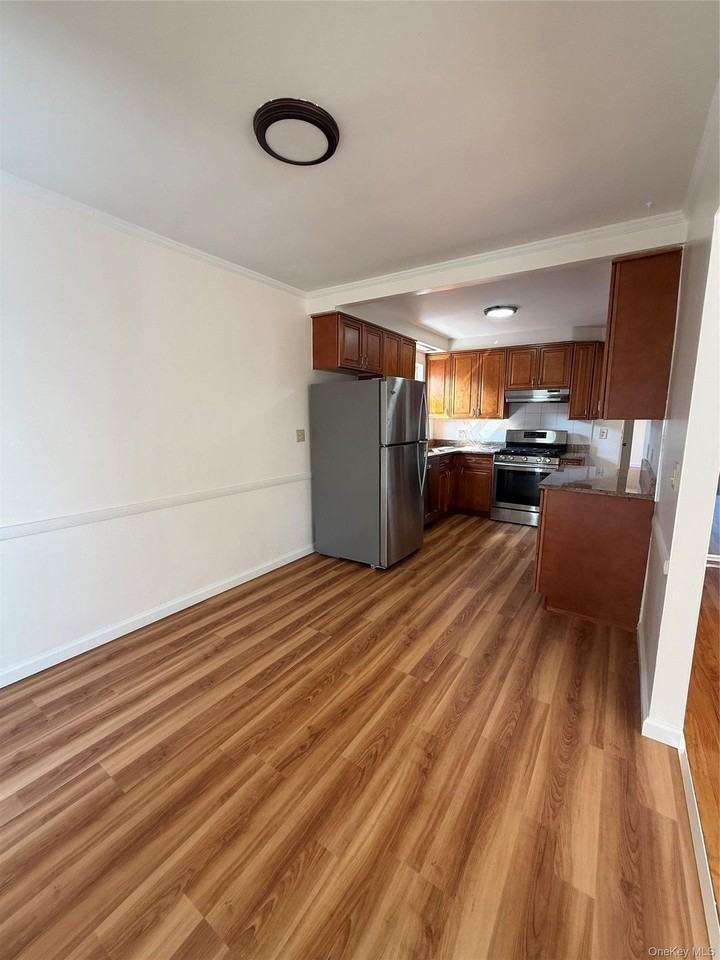 5936 72nd St #2 - Photo 6 of 27