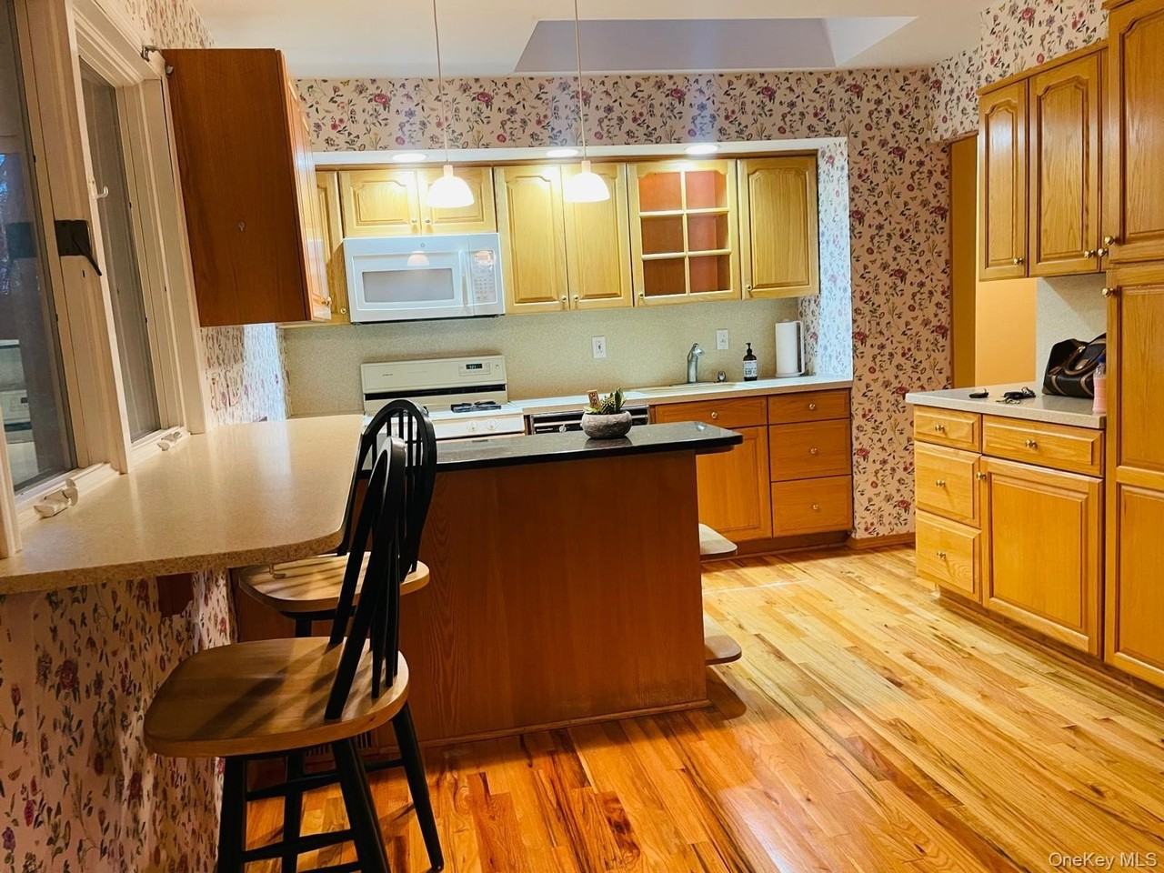 18 Greenwich Rd - Photo 6 of 19