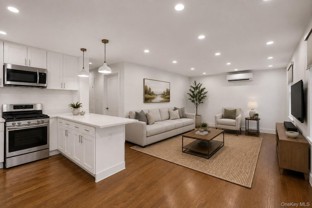 1431 Old Northern Blvd #6 - Photo 1 of 1