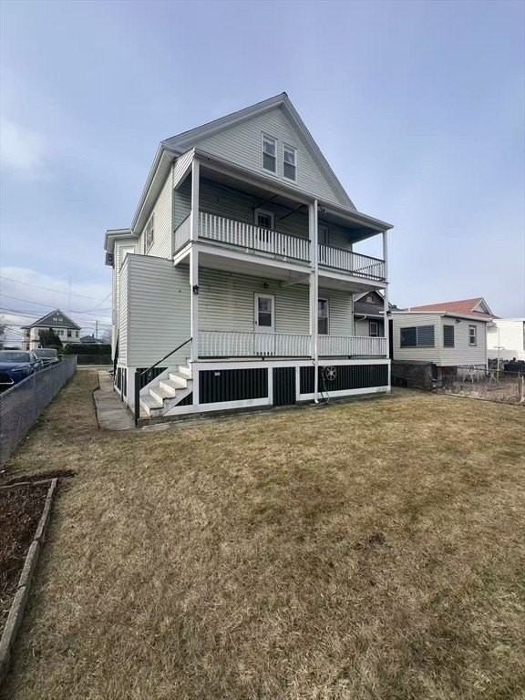 11 Saint James Rd #11 - Photo 2 of 13