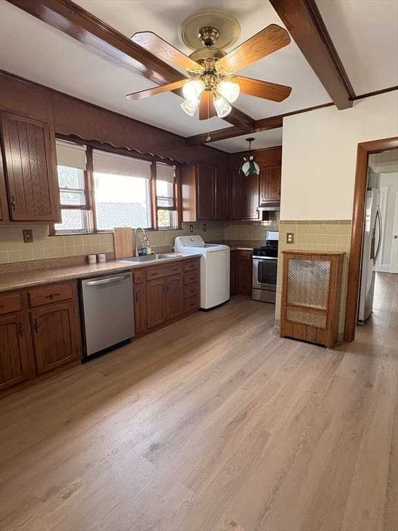 11 Saint James Rd #11 - Photo 4 of 13