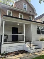 featured image of 711 3rd Ave #1