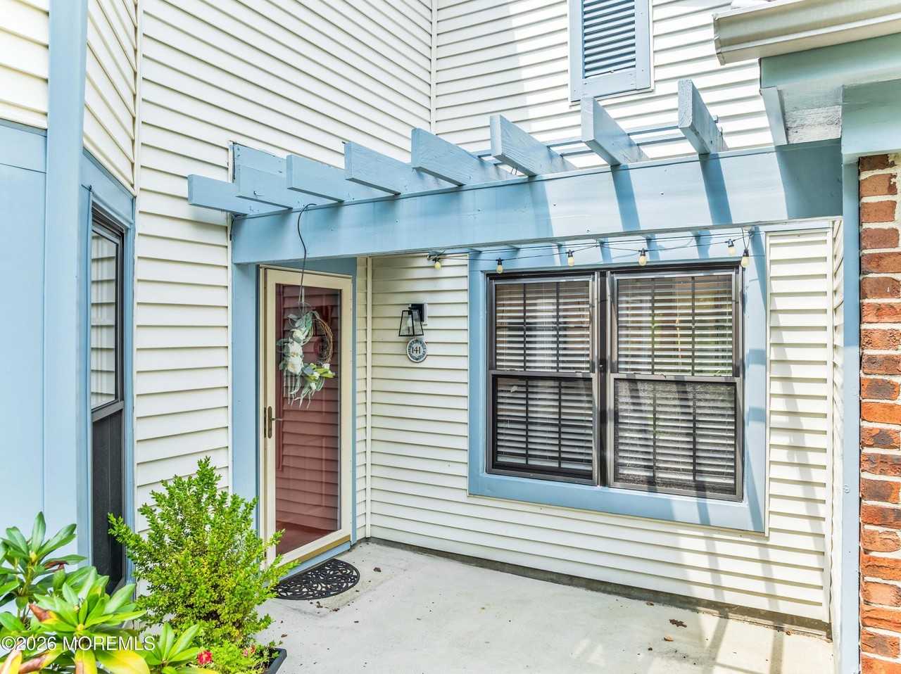 141 Old Orchard Ln - Photo 3 of 35