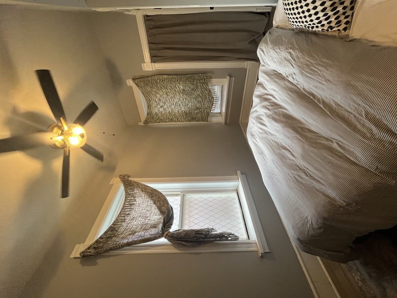 2739 W Haddon Ave #1 - Photo 5 of 10