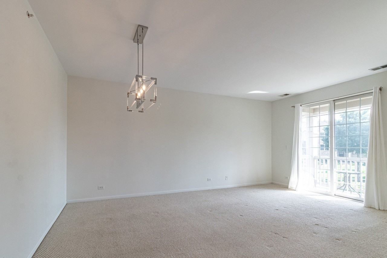 200 Rosehall Dr #220 - Photo 3 of 17