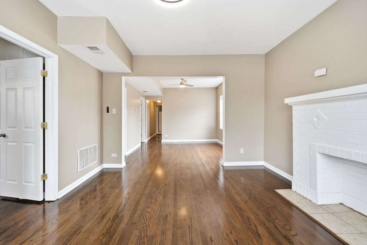8041 S Laflin St #2 - Photo 6 of 26