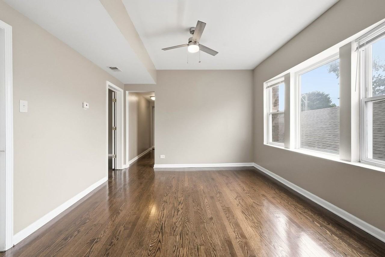8041 S Laflin St #2 - Photo 7 of 26