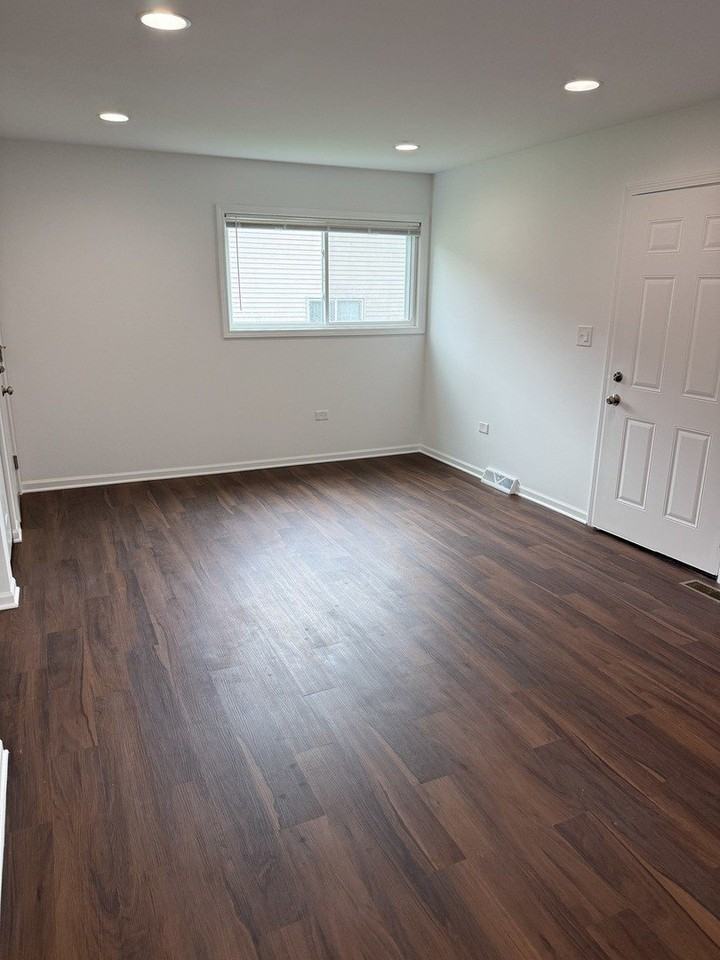 551 N Washington Ave #A - Photo 6 of 15