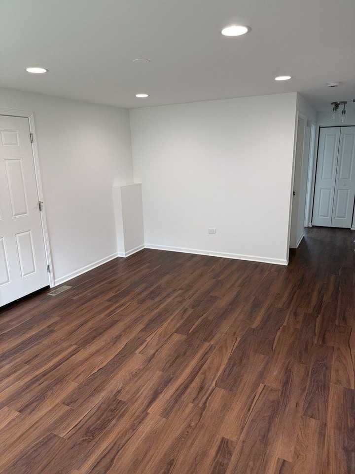 551 N Washington Ave #B - Photo 7 of 15