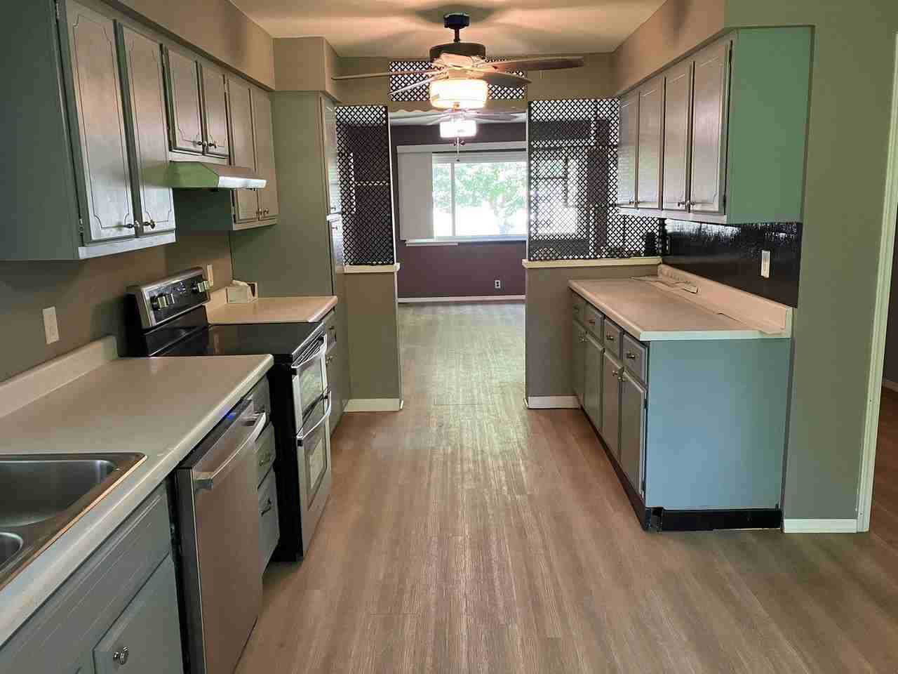 513 E Main St - Photo 6 of 31