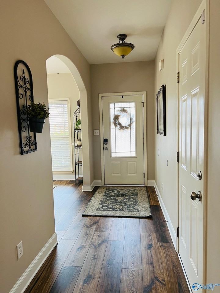 266 New Bristol Ln - Photo 3 of 24