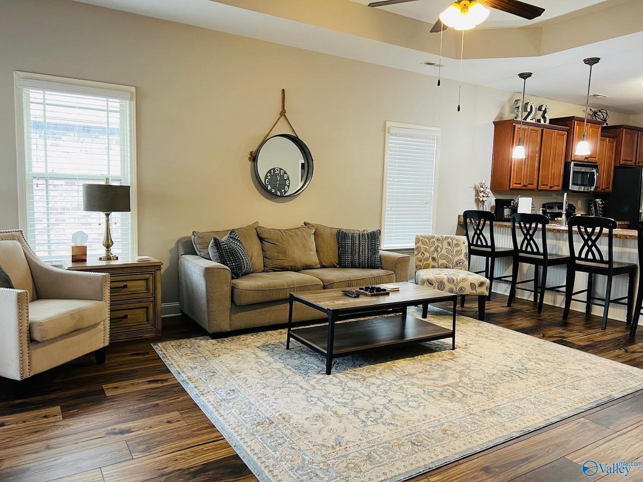 266 New Bristol Ln - Photo 4 of 24