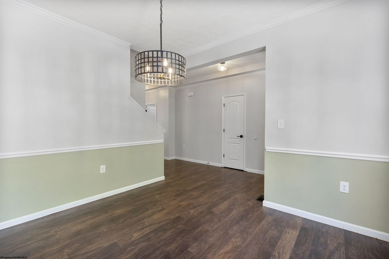 112 Casey Ln - Photo 3 of 26