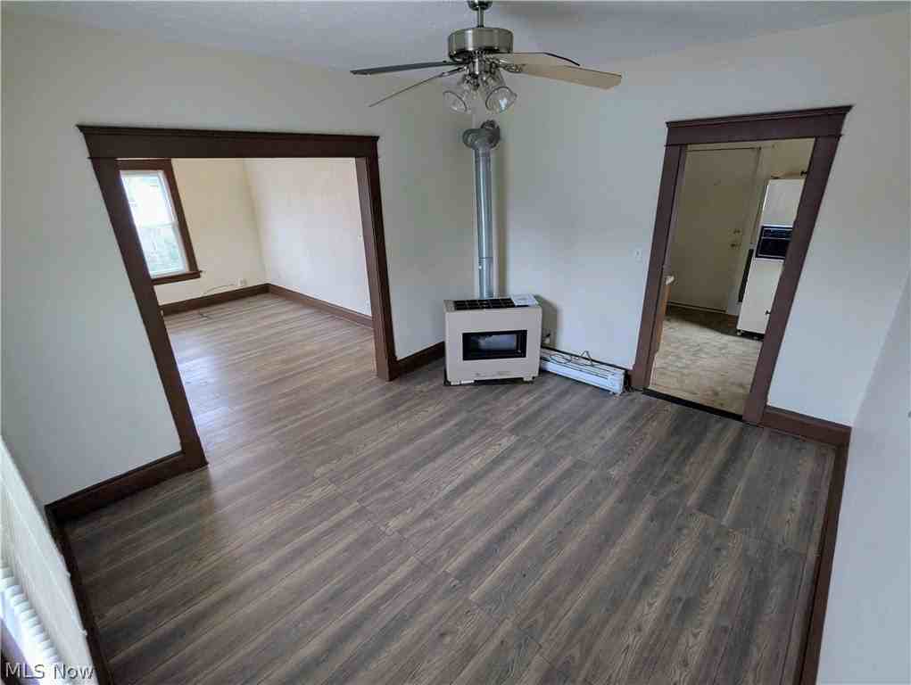 2915 Roanoke Ave #4 - Photo 6 of 13