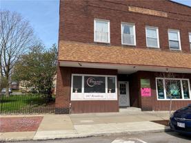 687 Broadway Ave - Photo 1 of 1