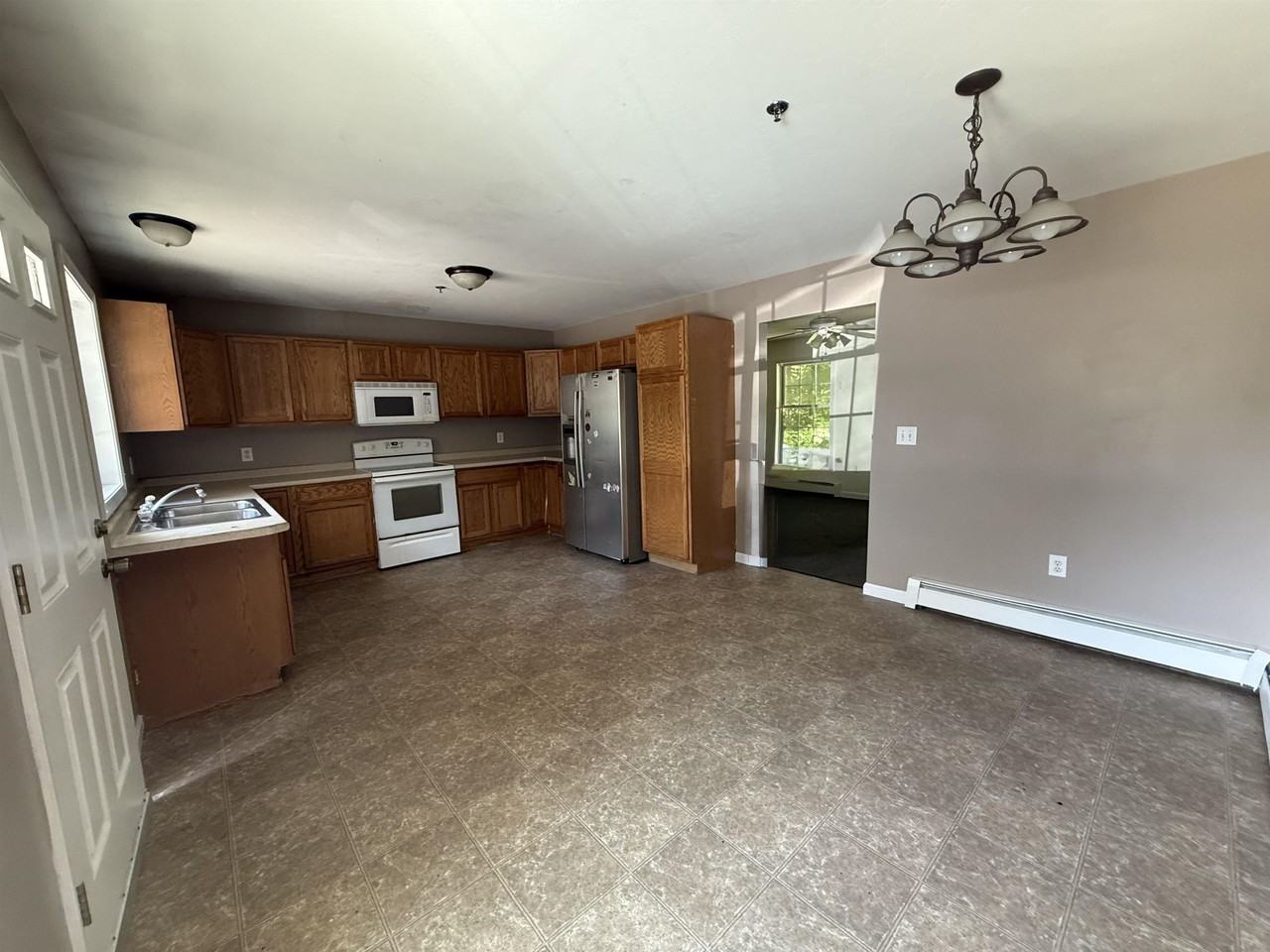 295 Mechanic St #5 - Photo 4 of 13