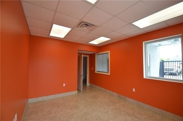 128 Hector Ave - Photo 5 of 13