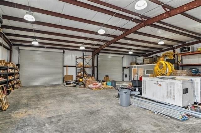 1429 Collins Blvd #B - Photo 6 of 8