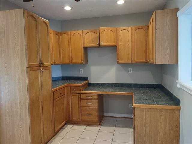 113 Elaine Dr - Photo 5 of 21
